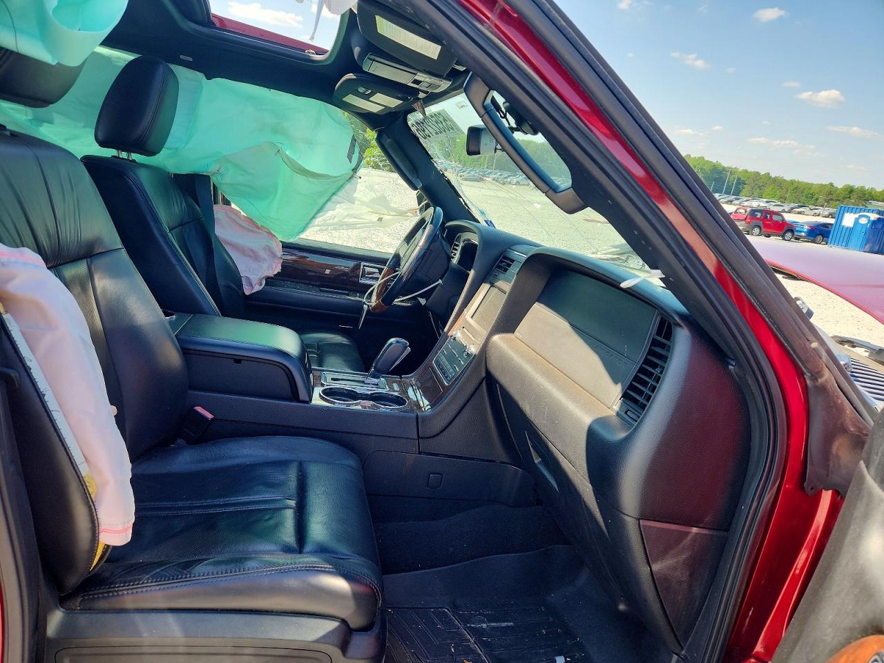 2016 LINCOLN NAVIGATOR