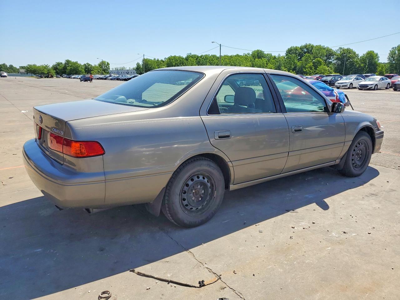 2001 TOYOTA CAMRY