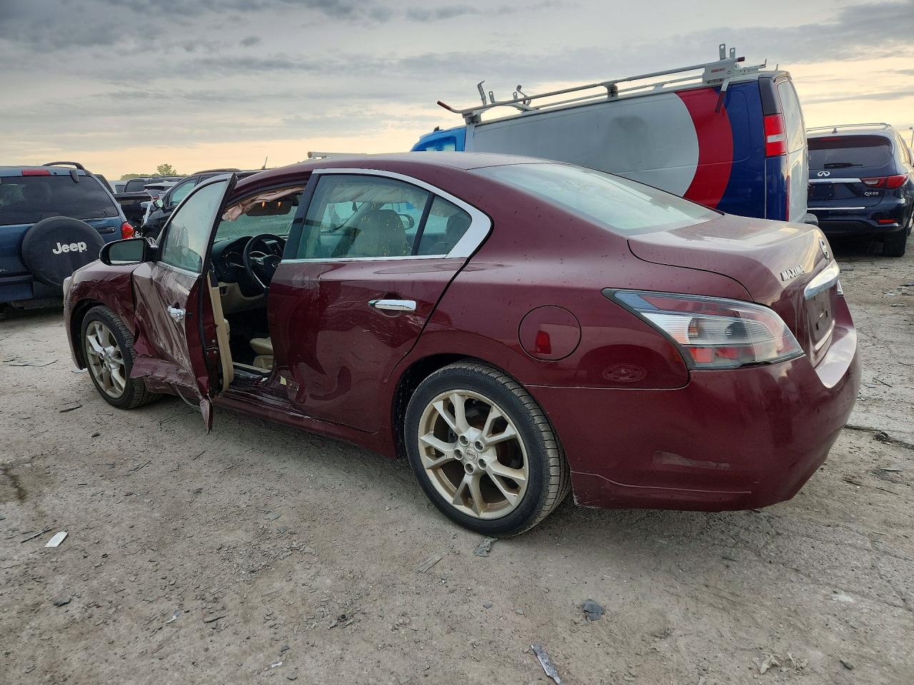2013 NISSAN MAXIMA
