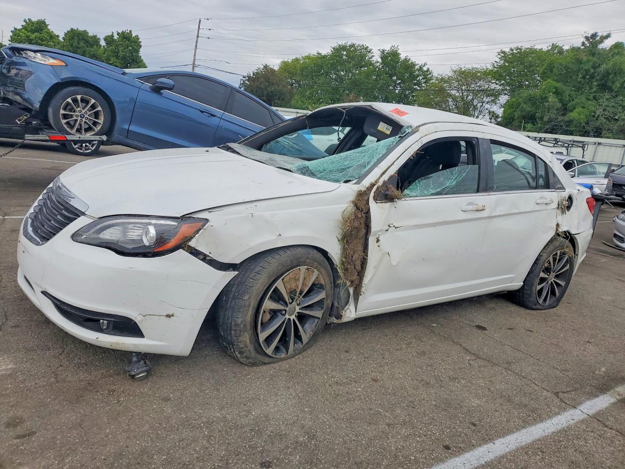 2013 CHRYSLER 200