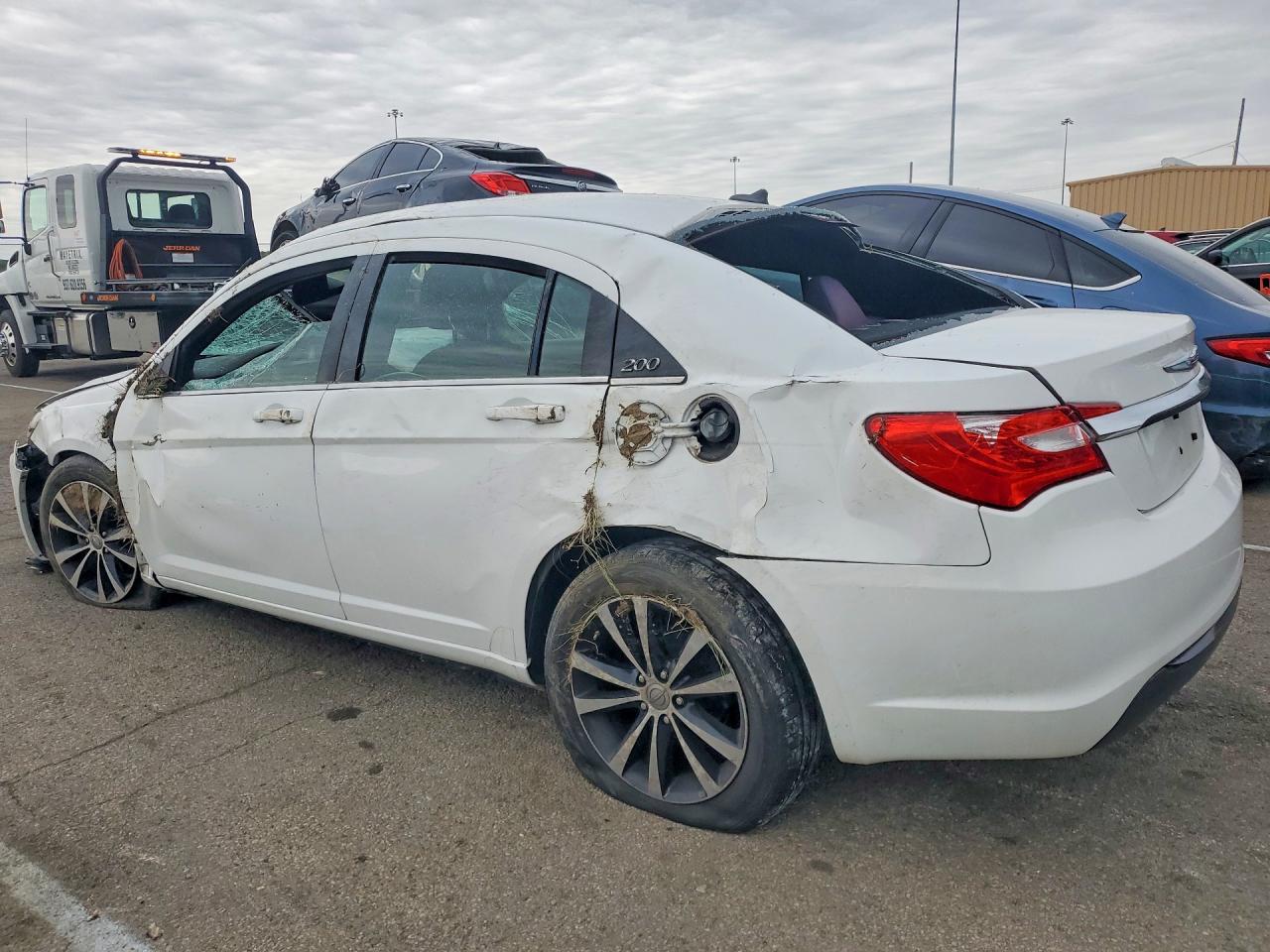 2013 CHRYSLER 200
