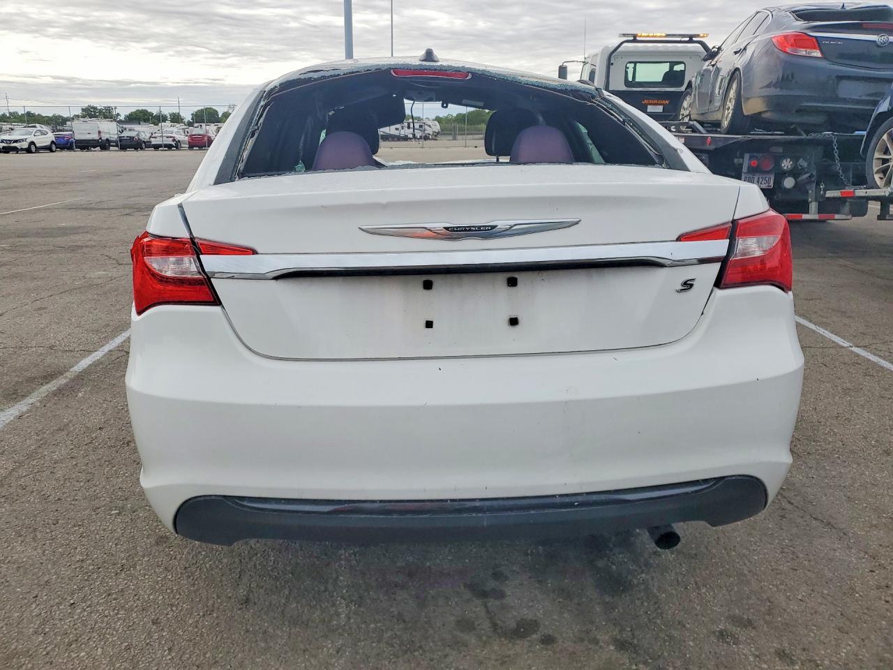 2013 CHRYSLER 200