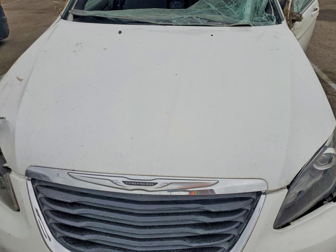 2013 CHRYSLER 200