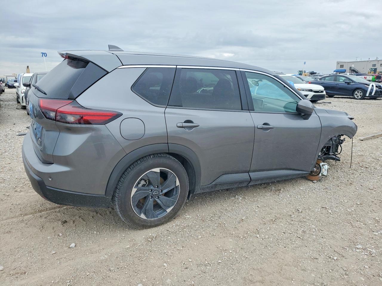 2024 NISSAN ROGUE