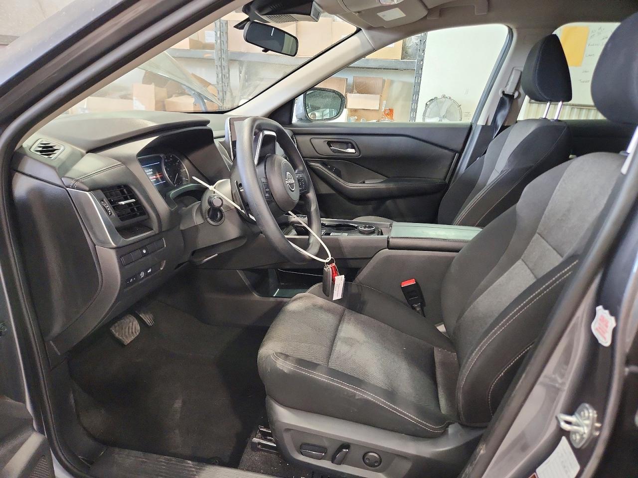 2024 NISSAN ROGUE
