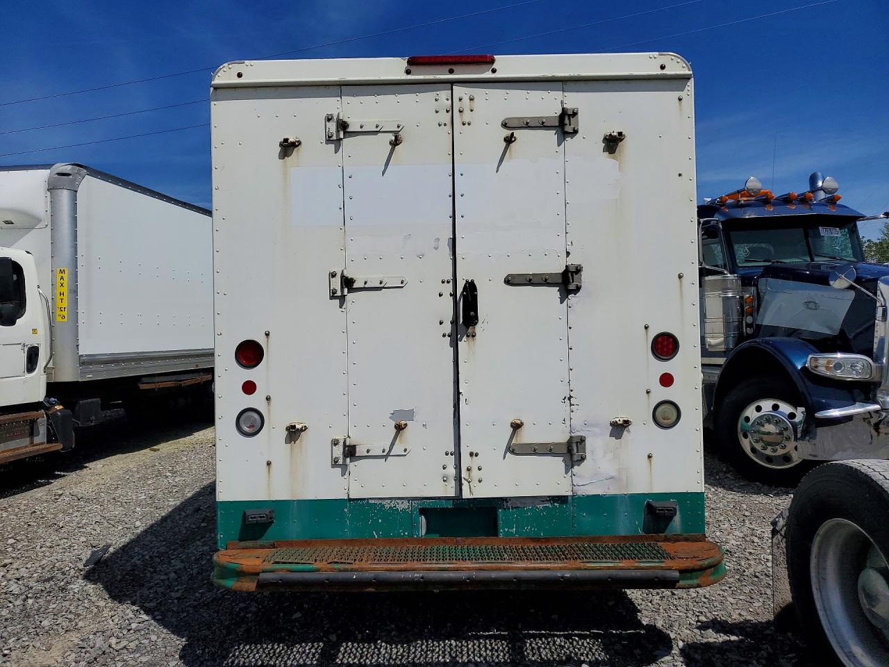 2009 WORKHORSE ALL OTHER