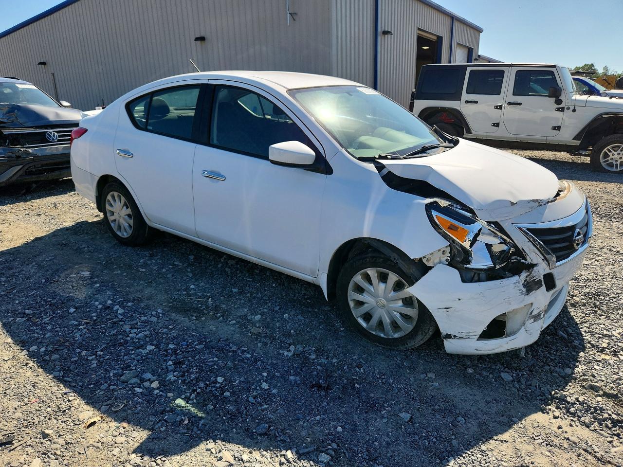 2018 NISSAN VERSA