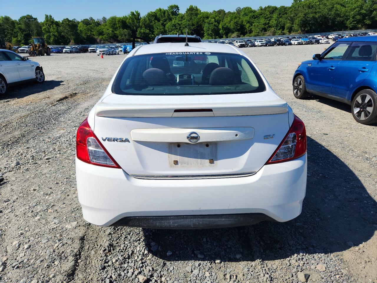 2018 NISSAN VERSA
