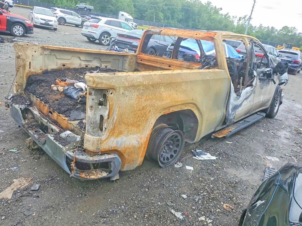 2024 GMC SIERRA