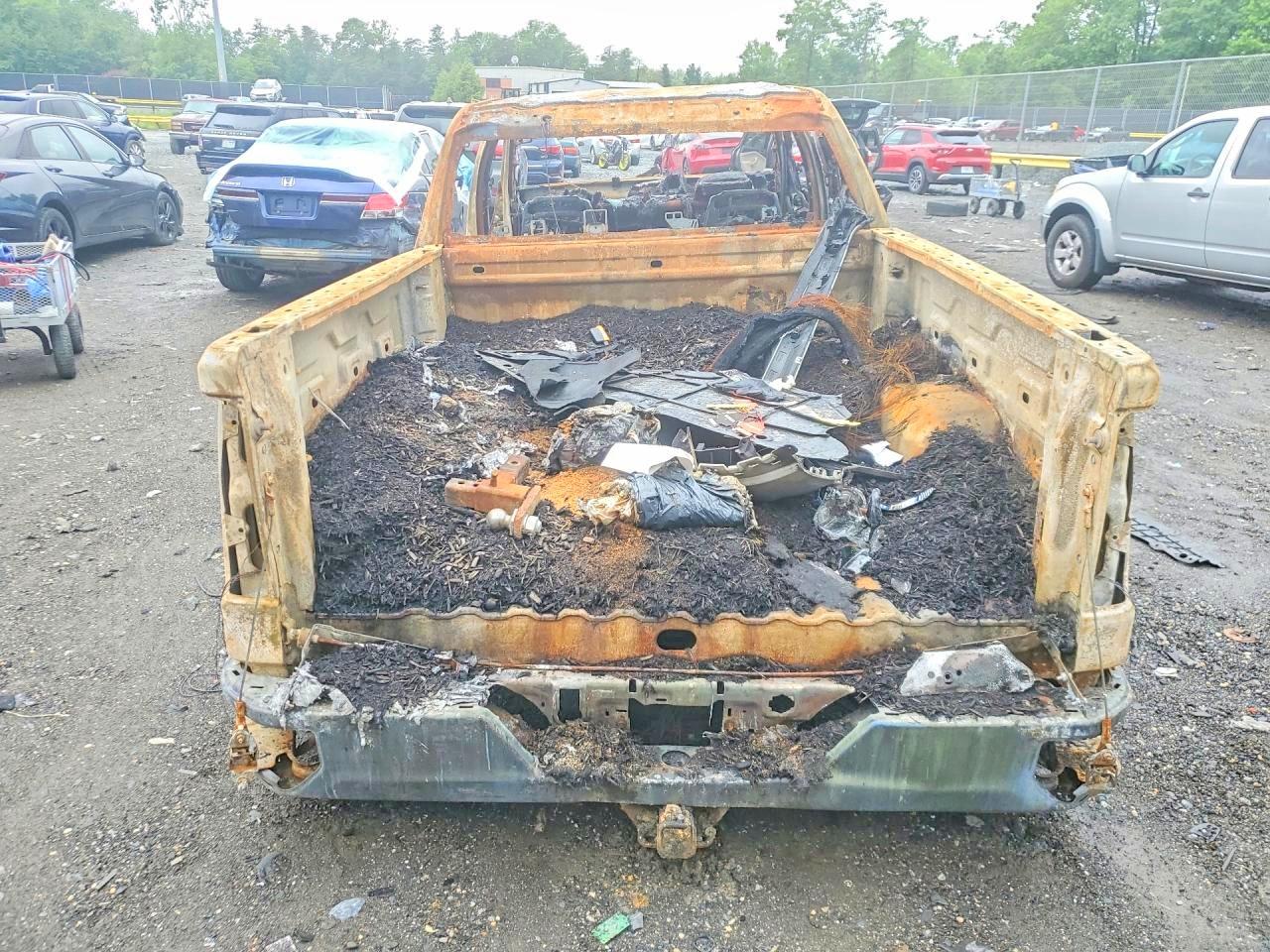 2024 GMC SIERRA