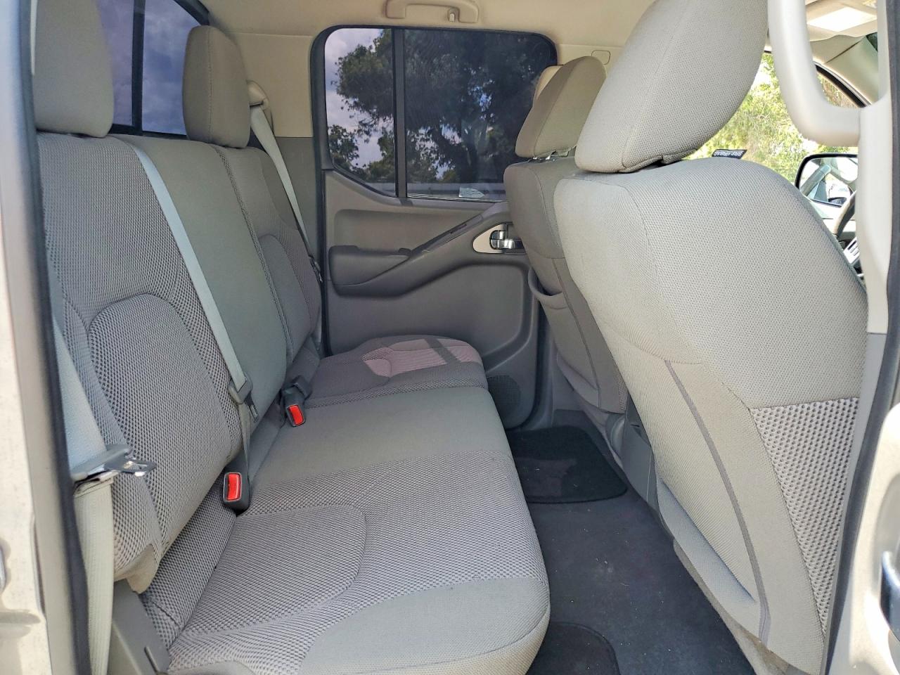 2019 NISSAN FRONTIER