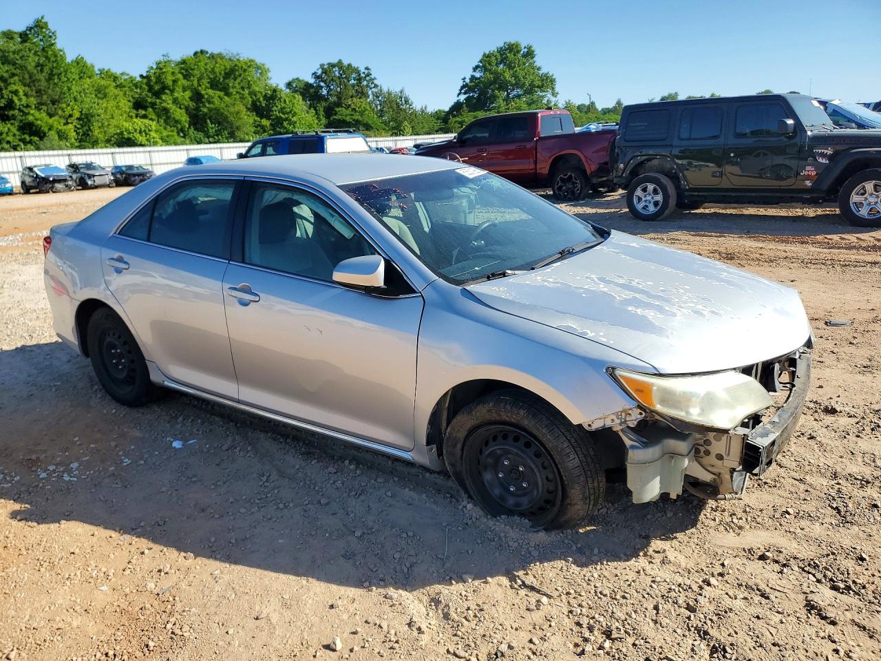 2014 TOYOTA CAMRY