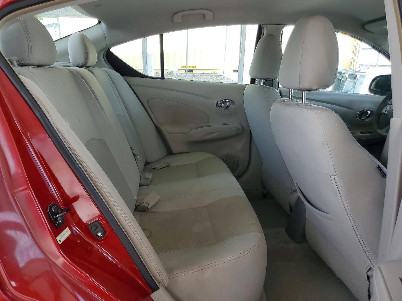 2014 NISSAN VERSA