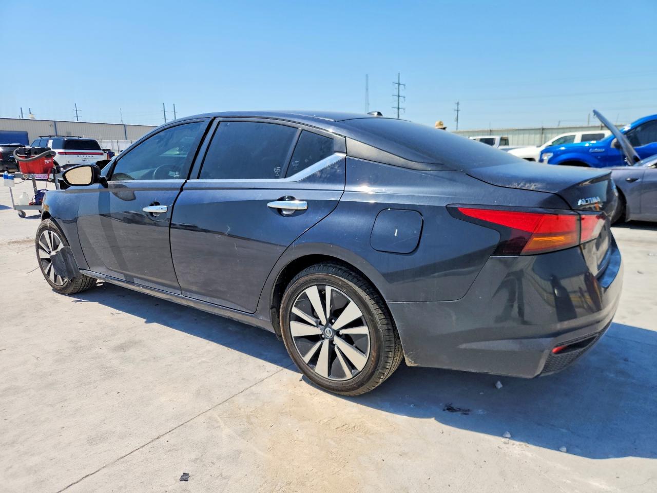 2022 NISSAN ALTIMA