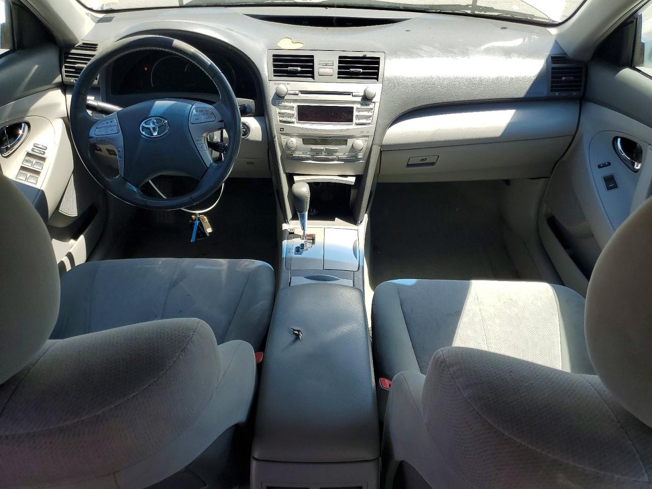 2011 TOYOTA CAMRY