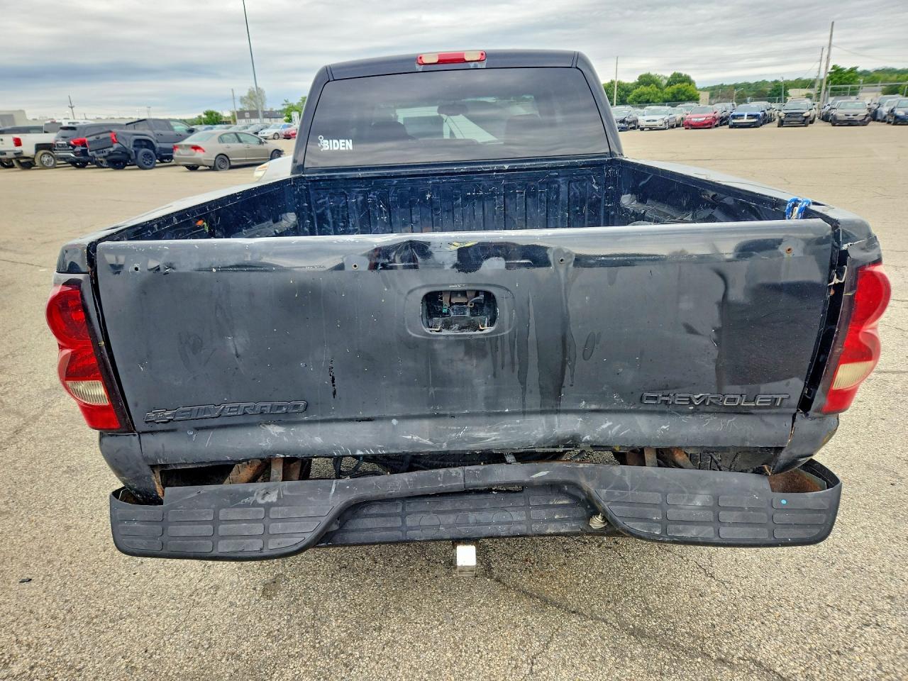 2004 CHEVROLET SILVERADO