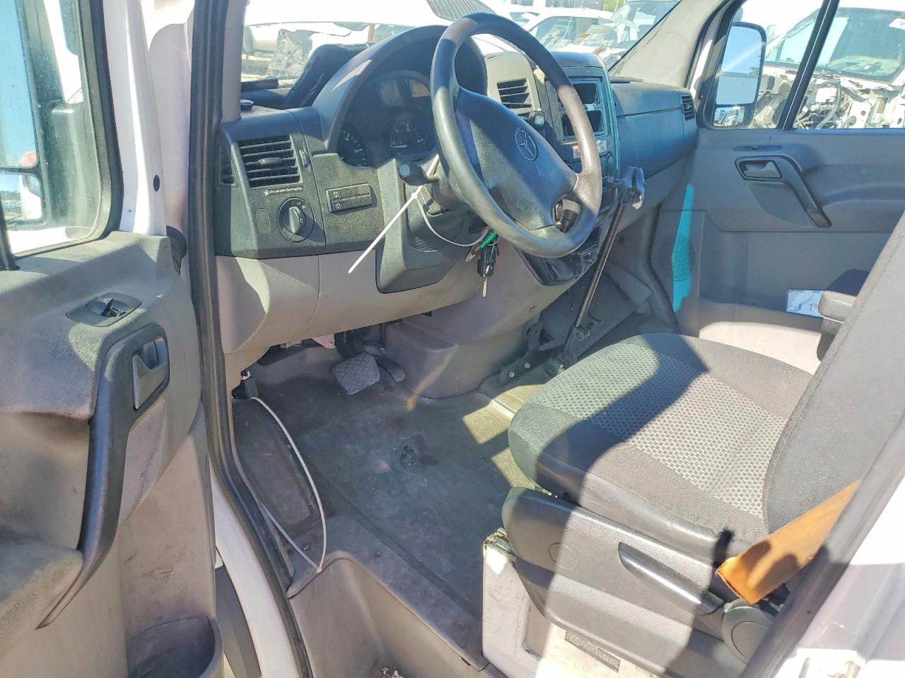 2012 MERCEDES BENZ SPRINTER
