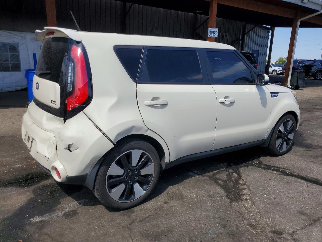 2015 KIA SOUL