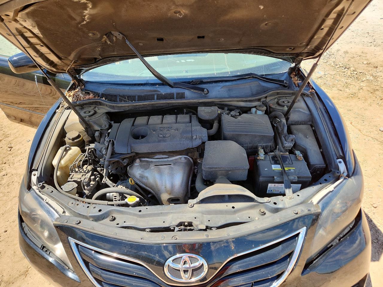 2011 TOYOTA CAMRY