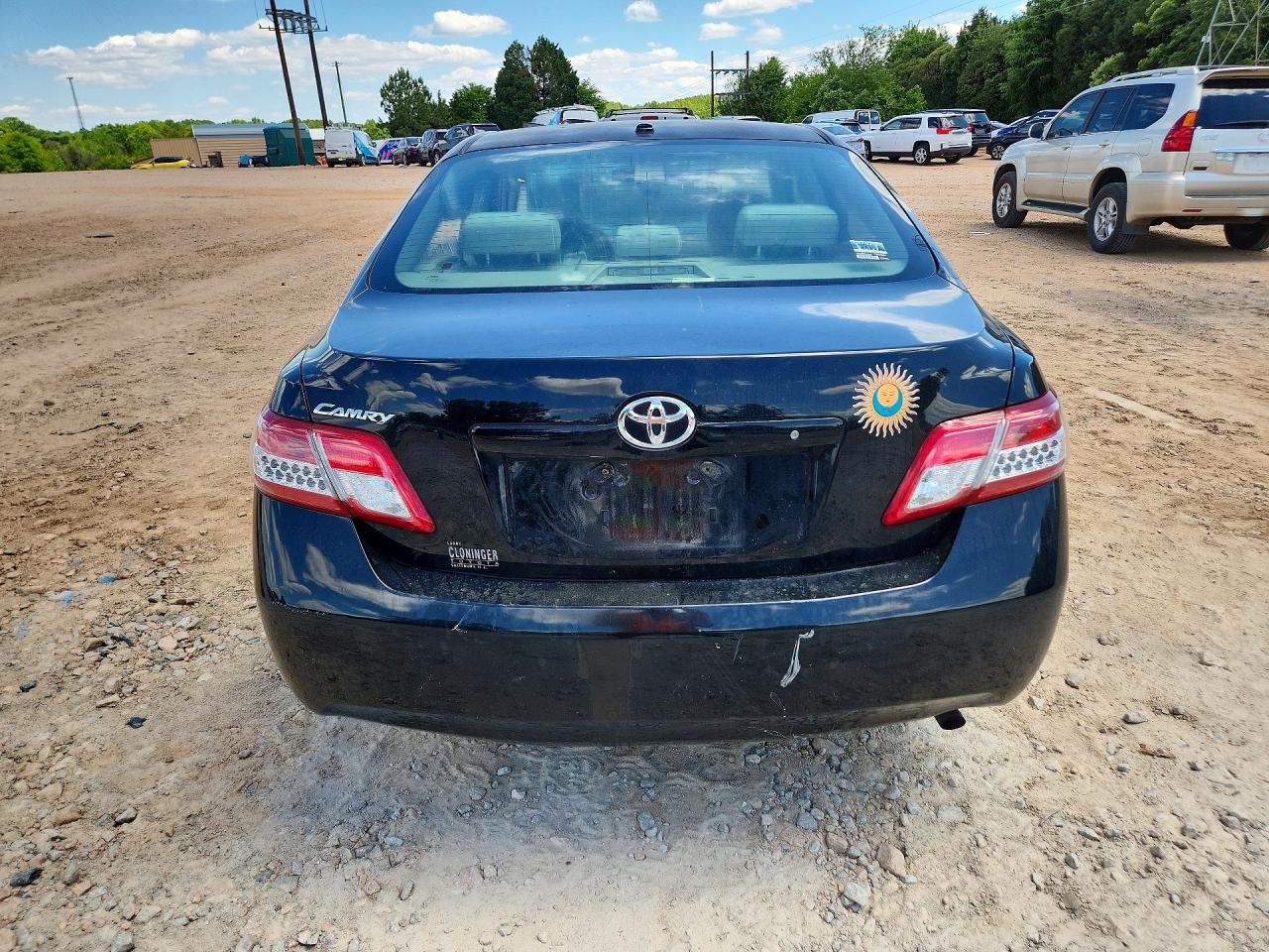 2011 TOYOTA CAMRY