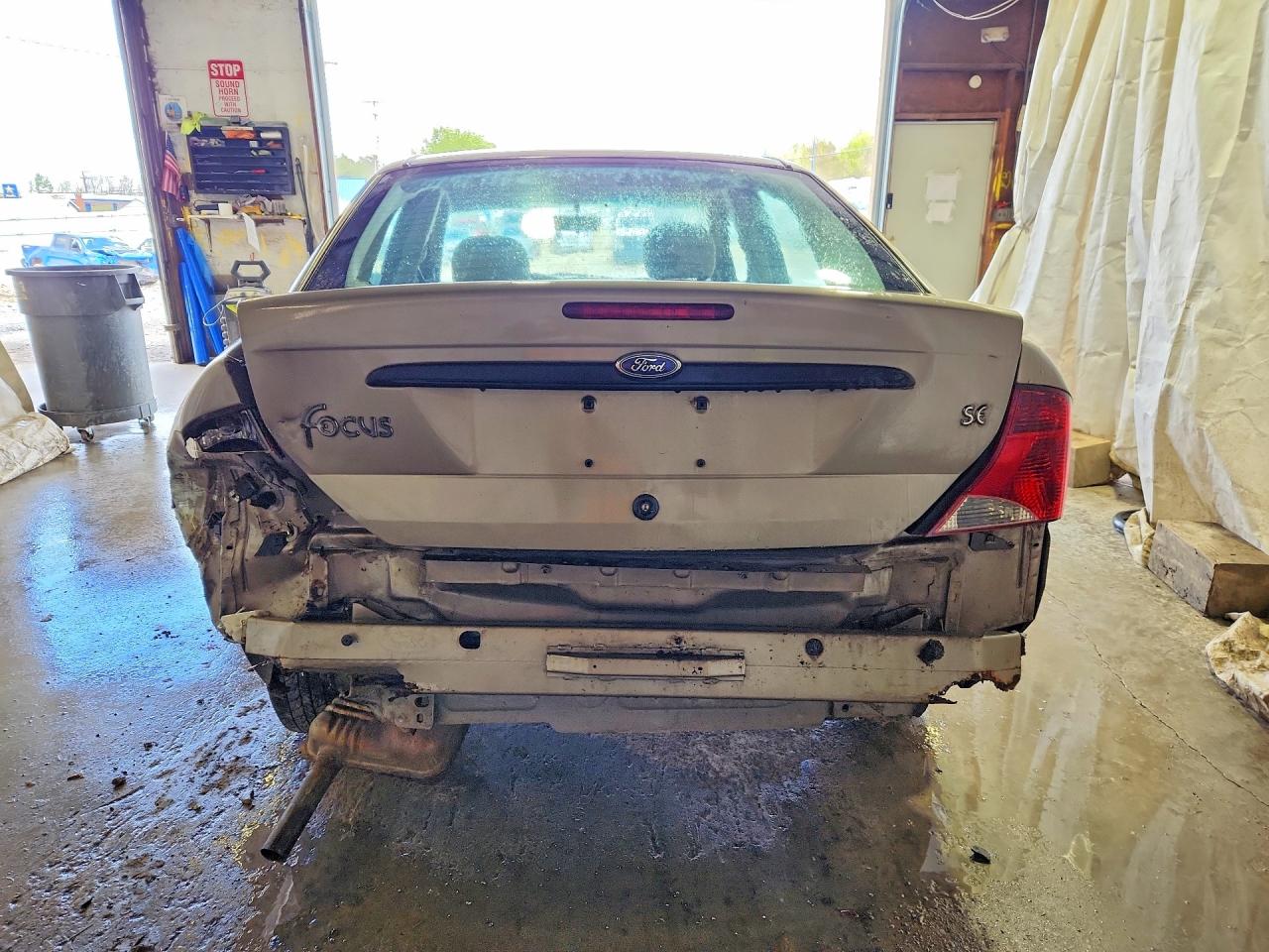 2003 FORD FOCUS