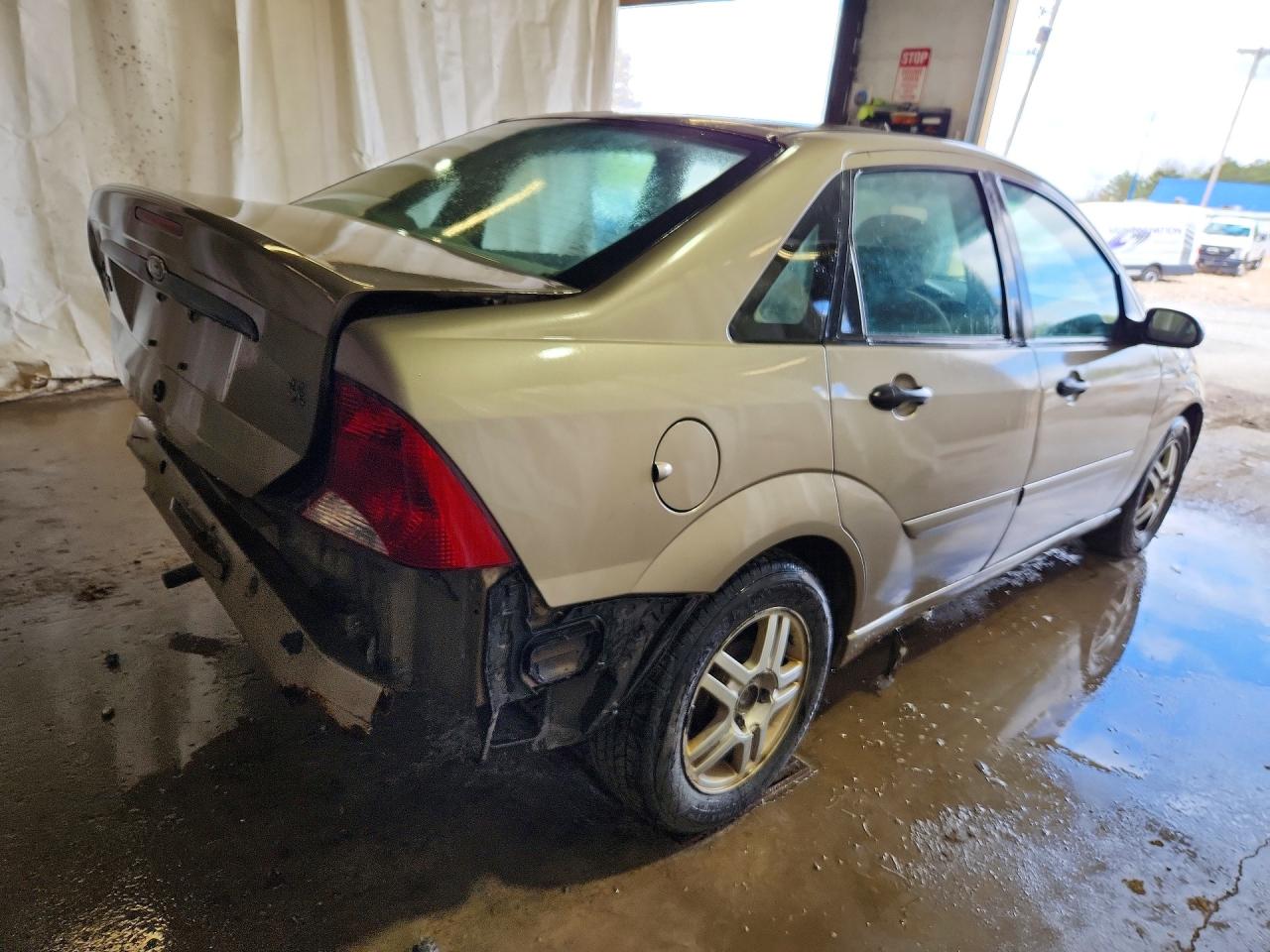 2003 FORD FOCUS