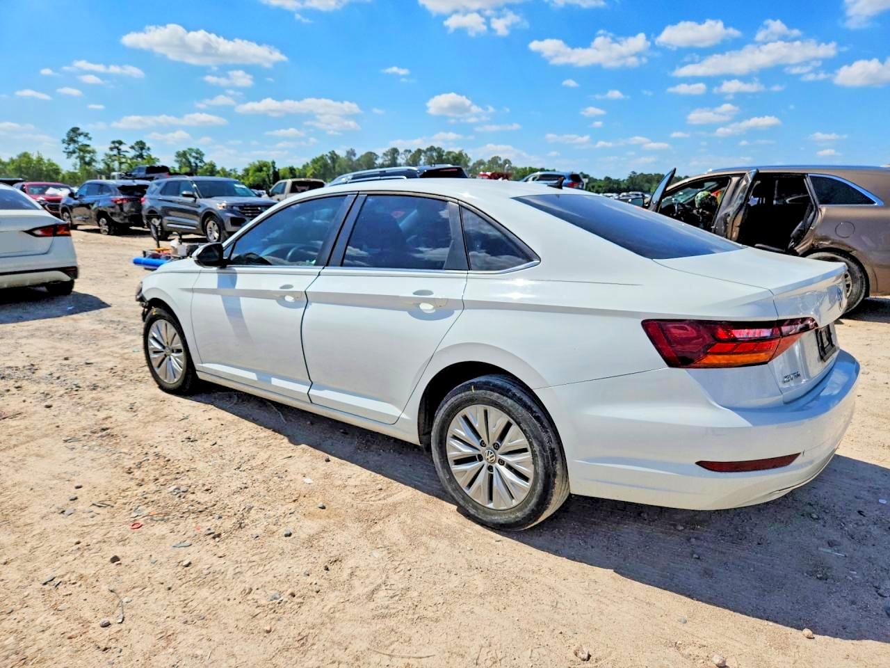 2019 VOLKSWAGEN JETTA