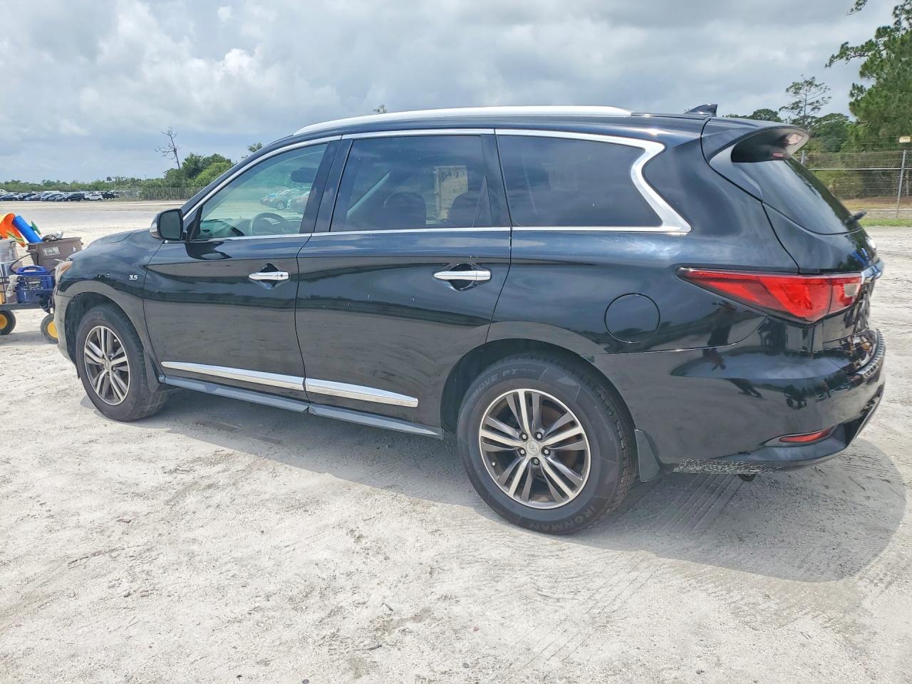 2017 INFINITI QX60