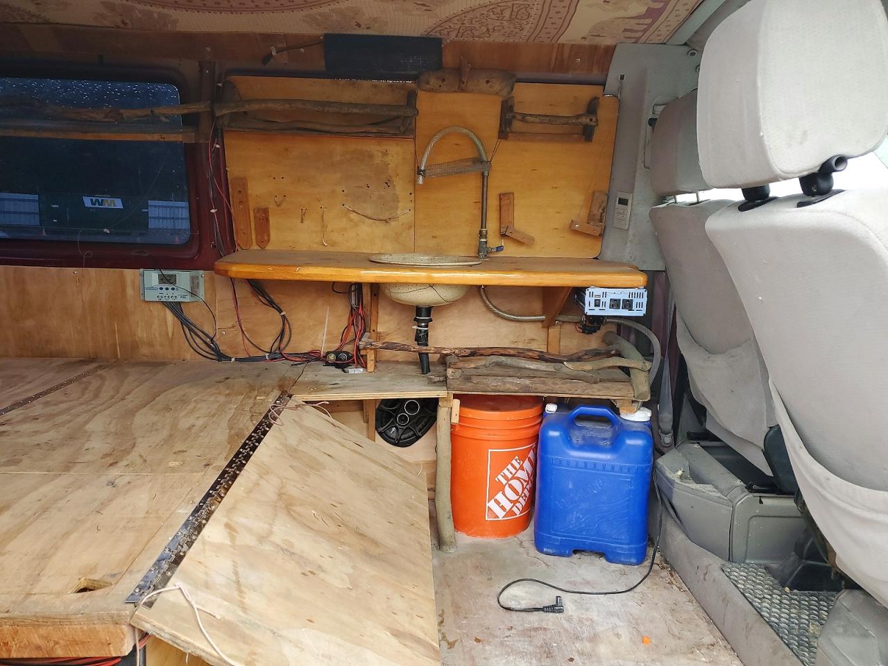 2003 VOLKSWAGEN EUROVAN
