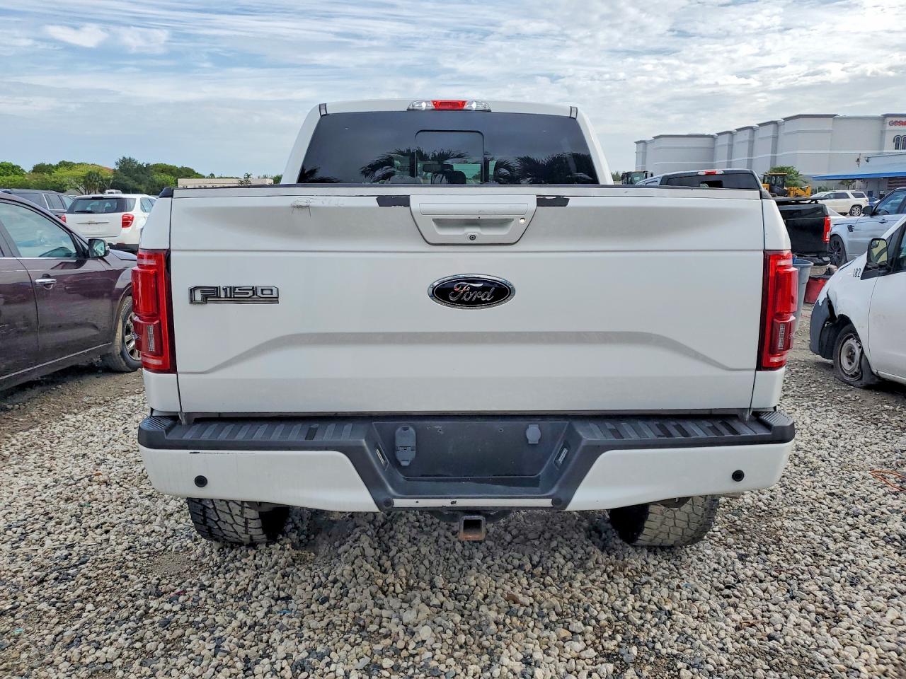 2015 FORD F150