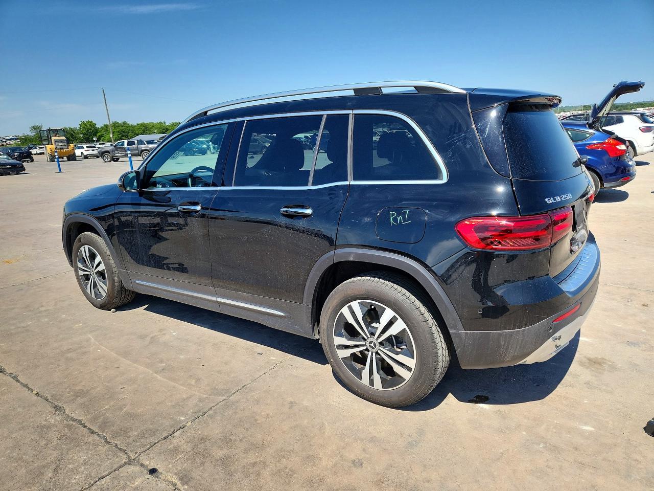 2025 MERCEDES-BENZ GLB-CLASS