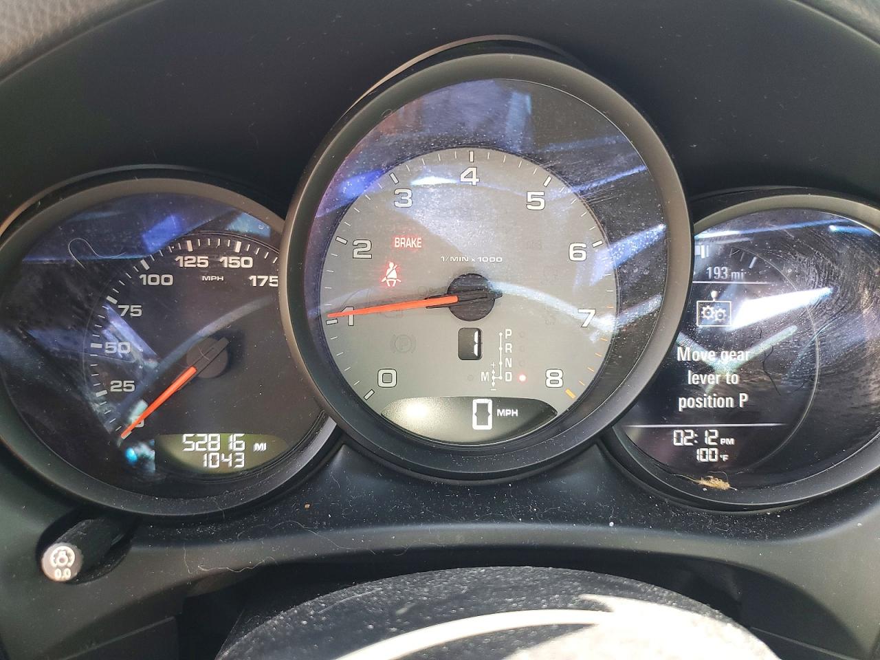 2016 PORSCHE MACAN