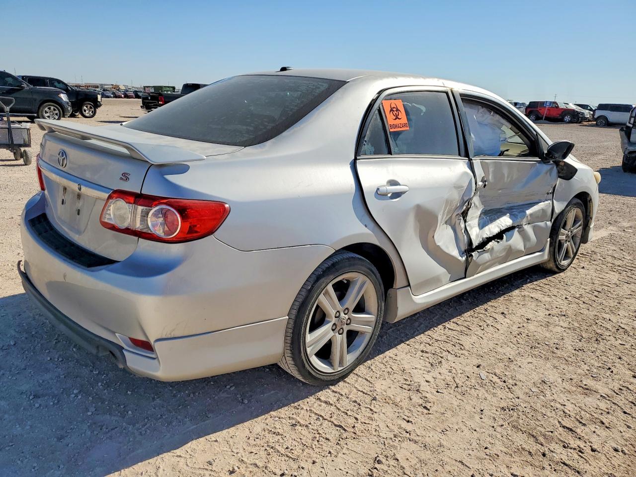2013 TOYOTA COROLLA