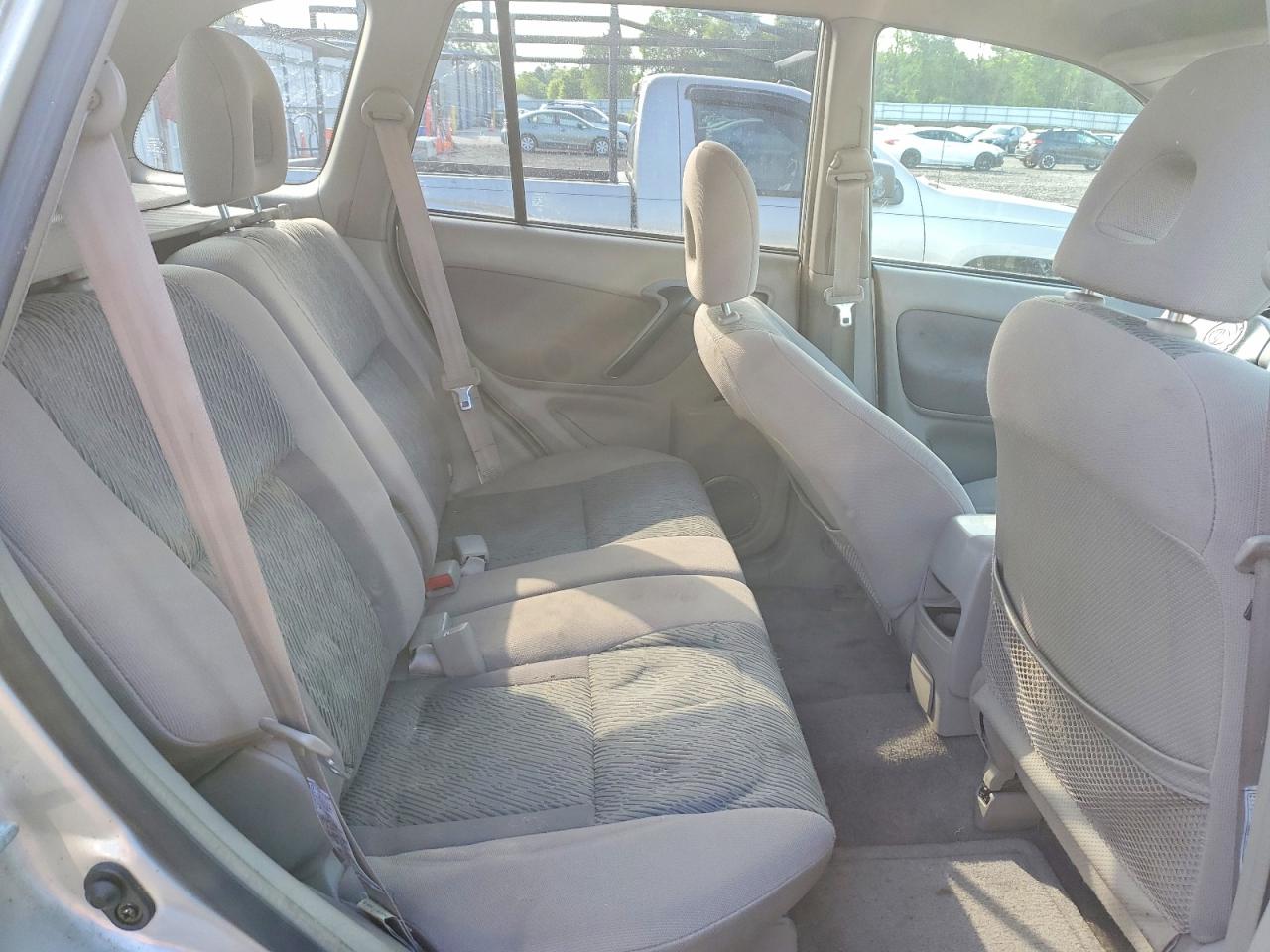 2003 TOYOTA RAV4