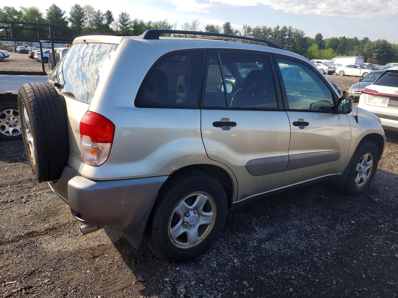 2003 TOYOTA RAV4