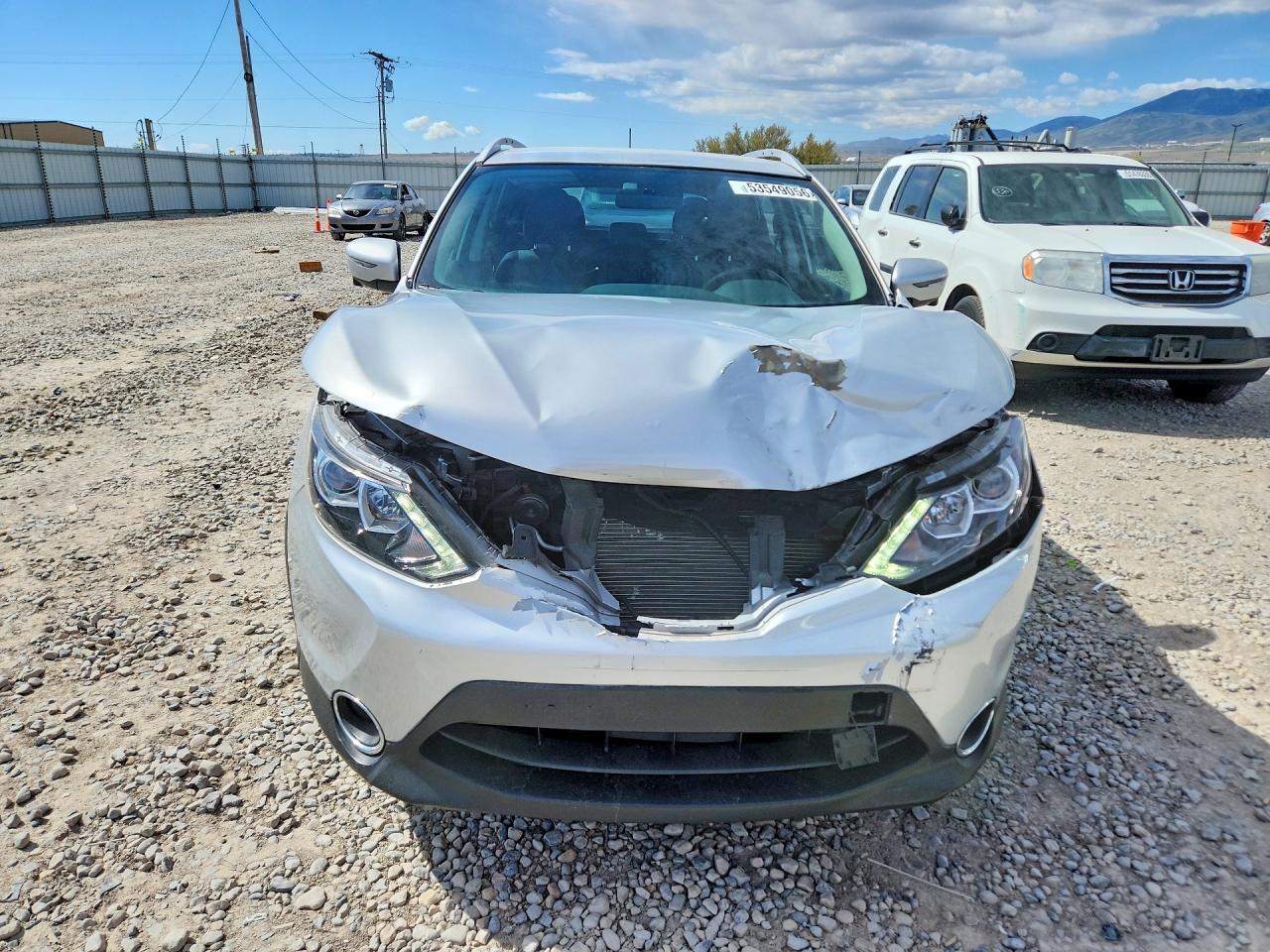 2017 NISSAN ROGUE