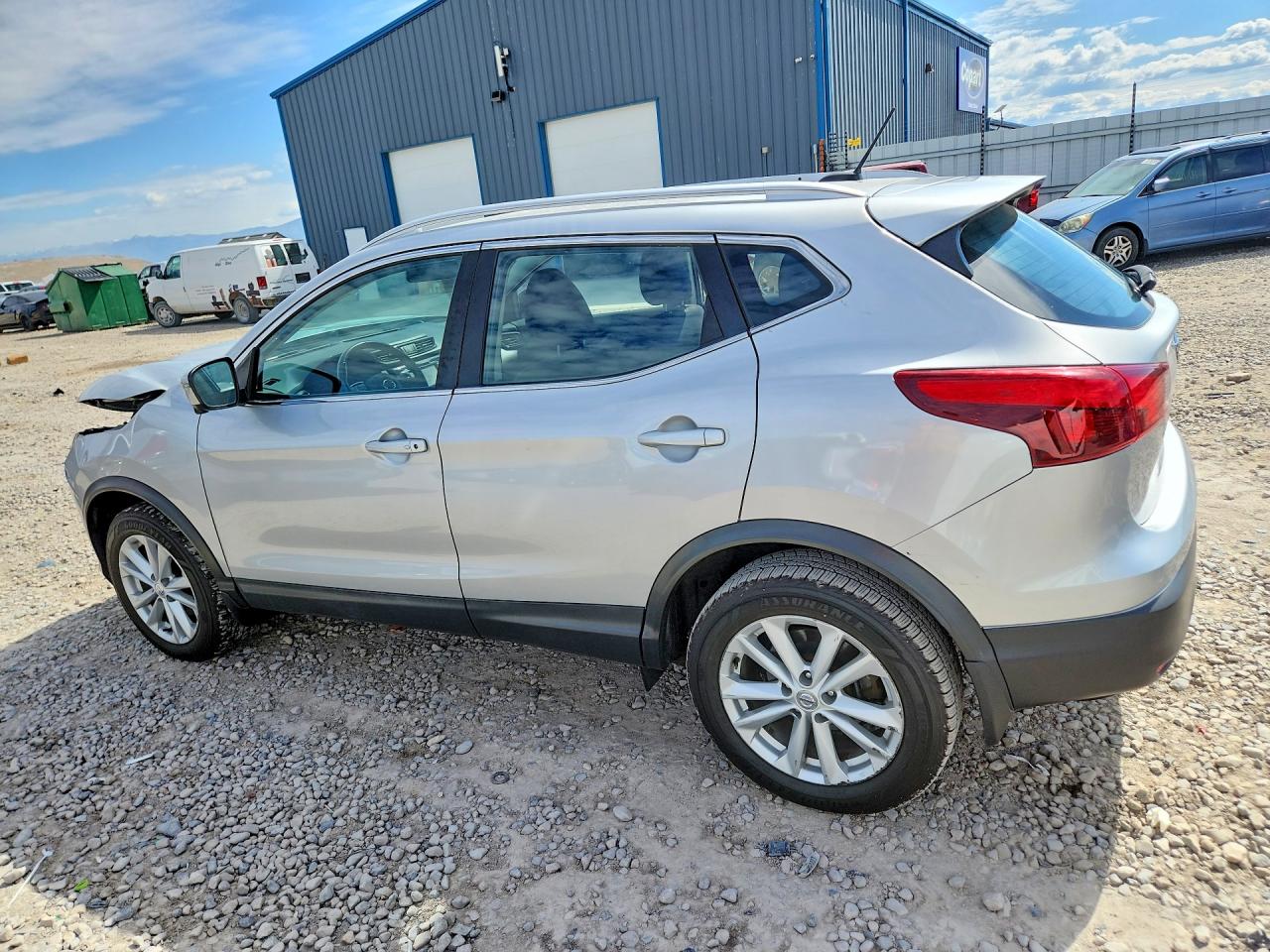 2017 NISSAN ROGUE