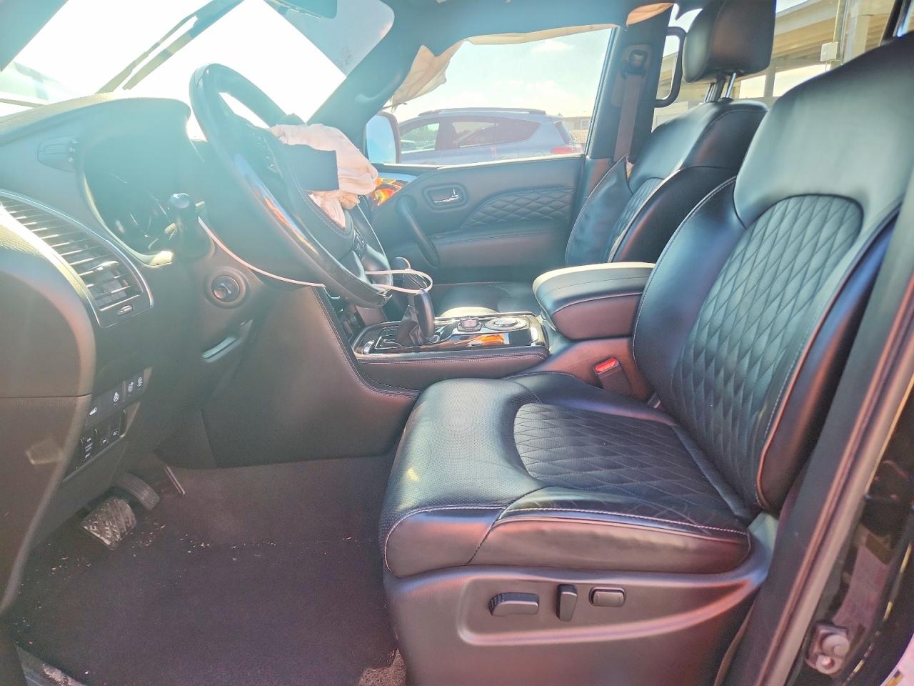 2021 INFINITI QX80
