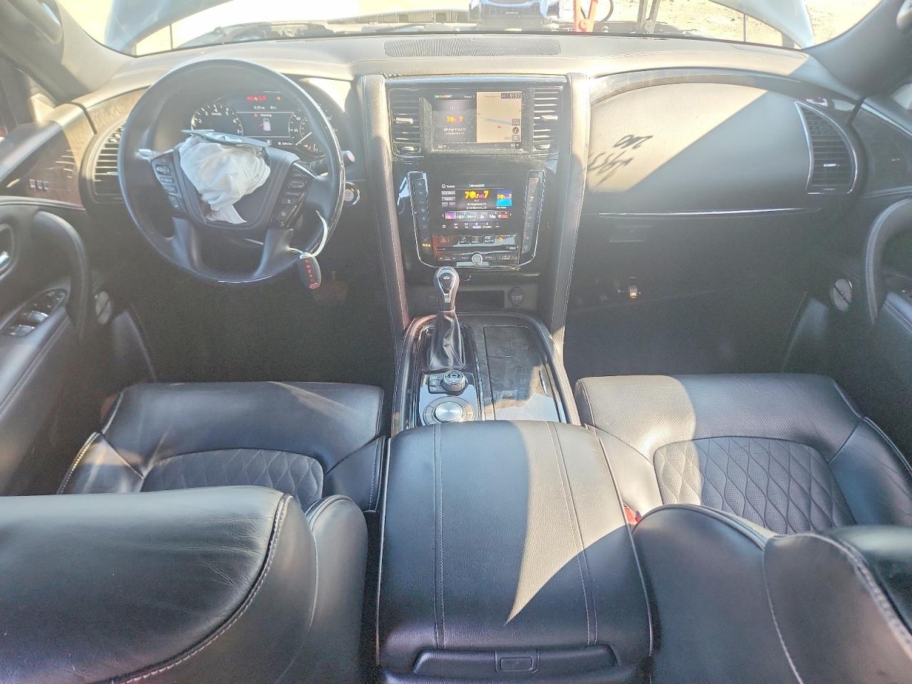 2021 INFINITI QX80