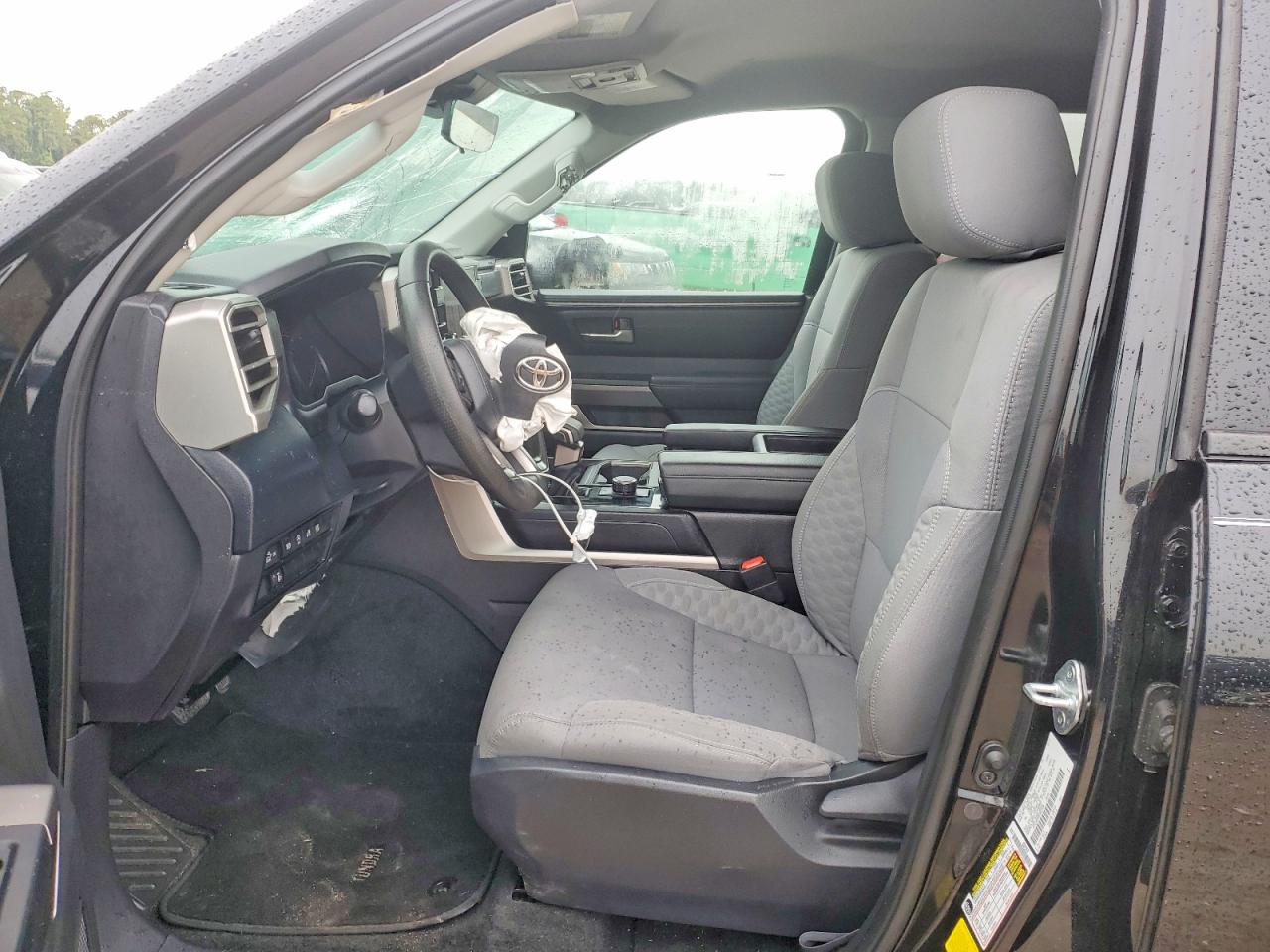 2024 TOYOTA TUNDRA