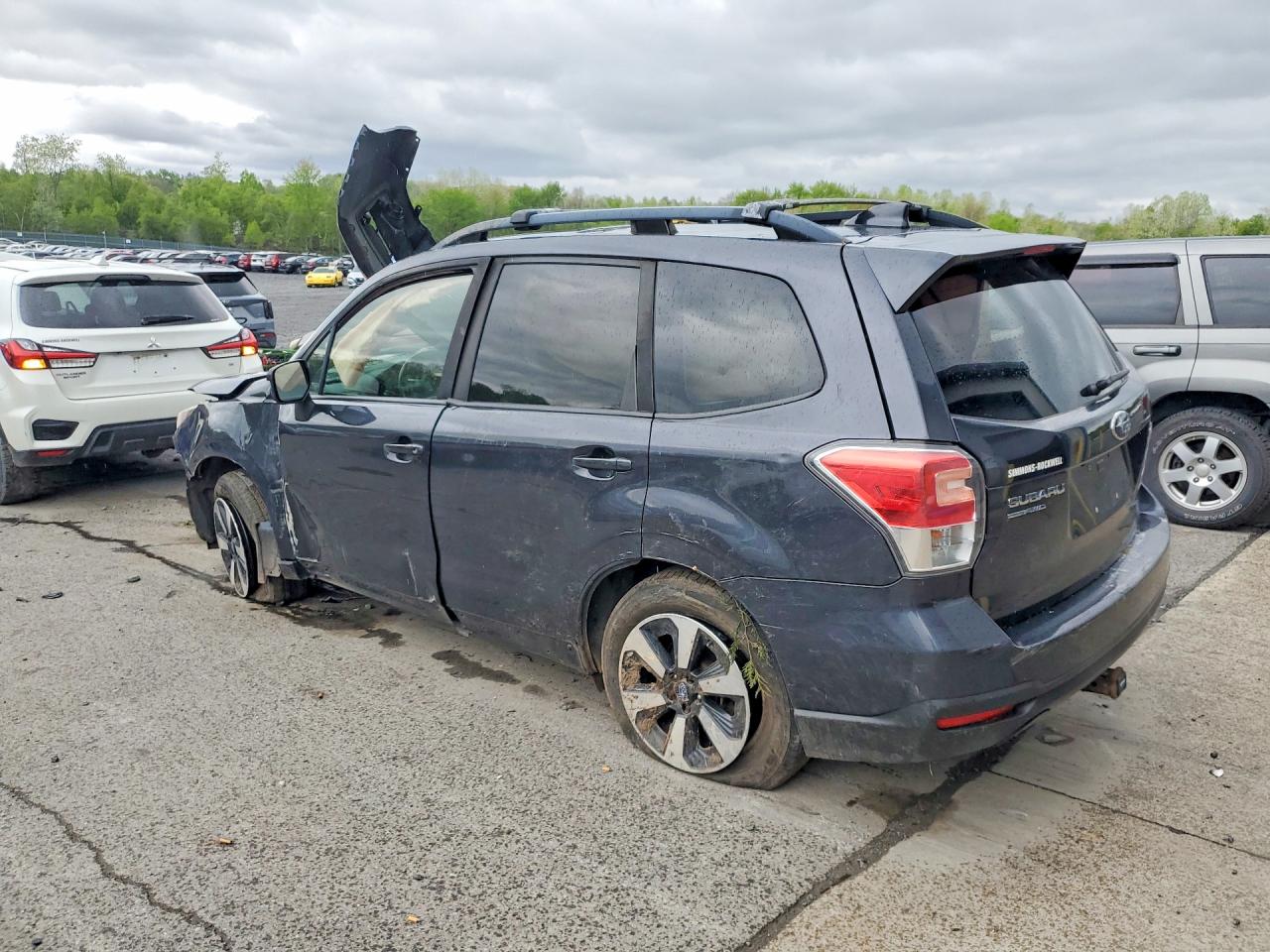 2017 SUBARU FORESTER