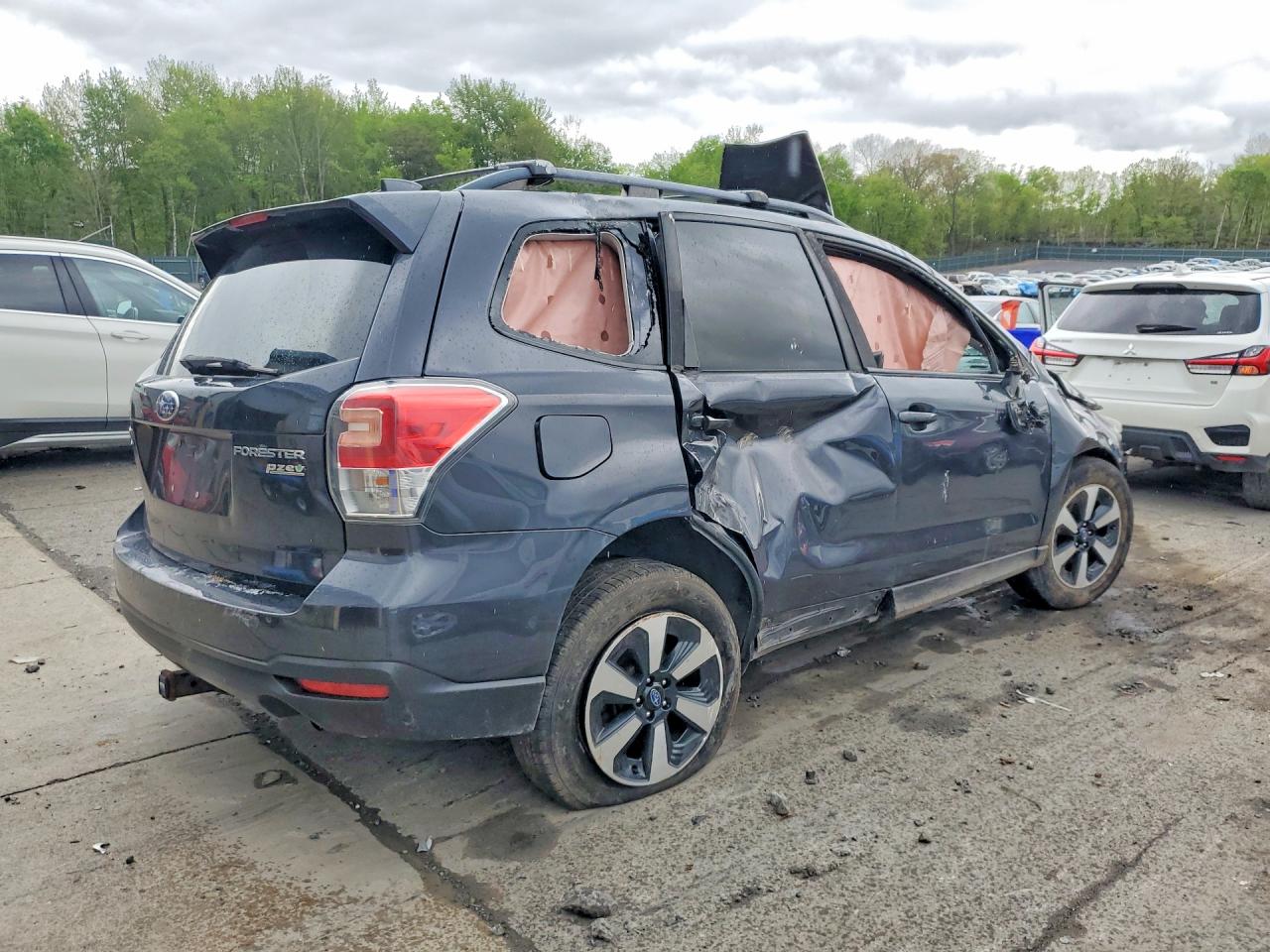 2017 SUBARU FORESTER