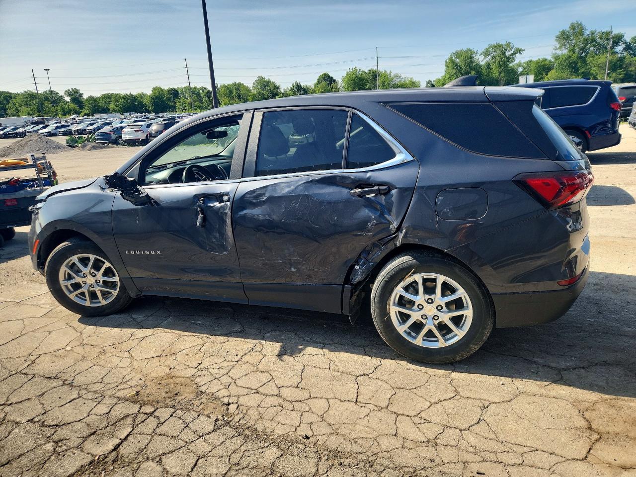 2022 CHEVROLET EQUINOX