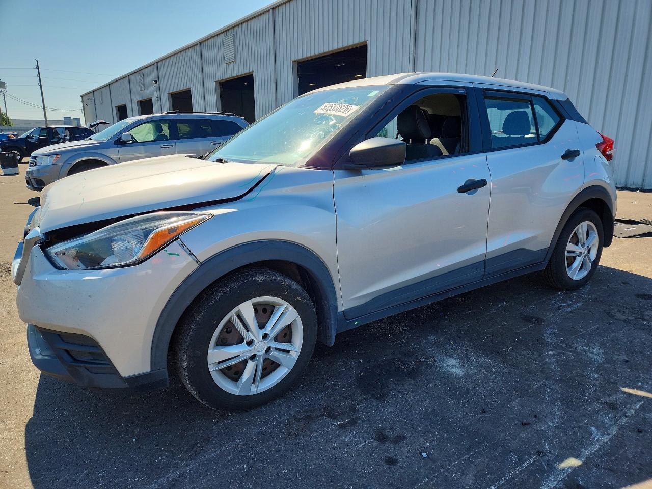 2020 NISSAN KICKS