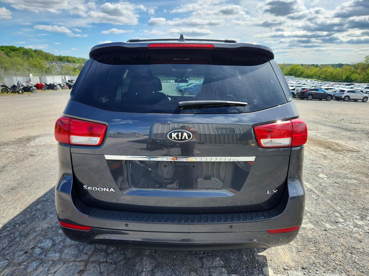 2017 KIA SEDONA