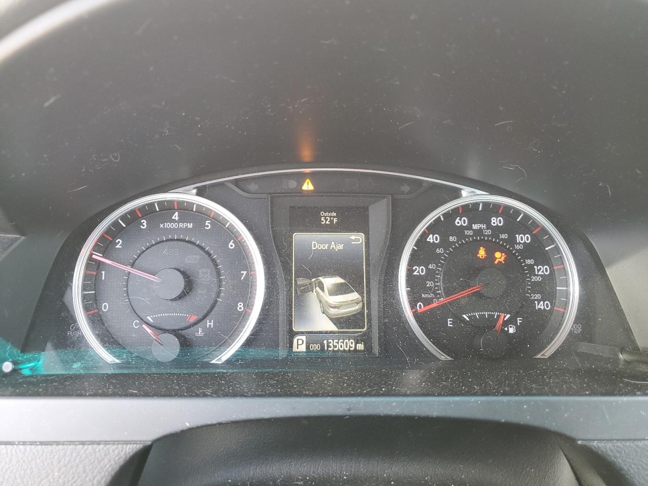 2016 TOYOTA CAMRY