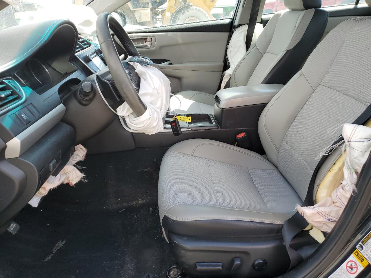 2016 TOYOTA CAMRY