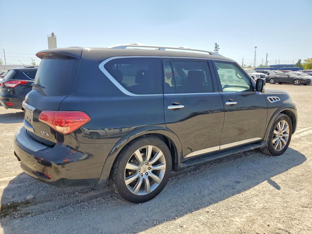 2011 INFINITI QX56