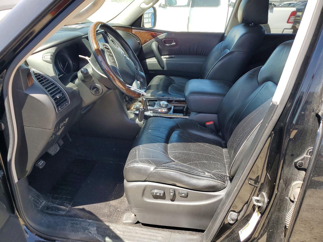 2011 INFINITI QX56