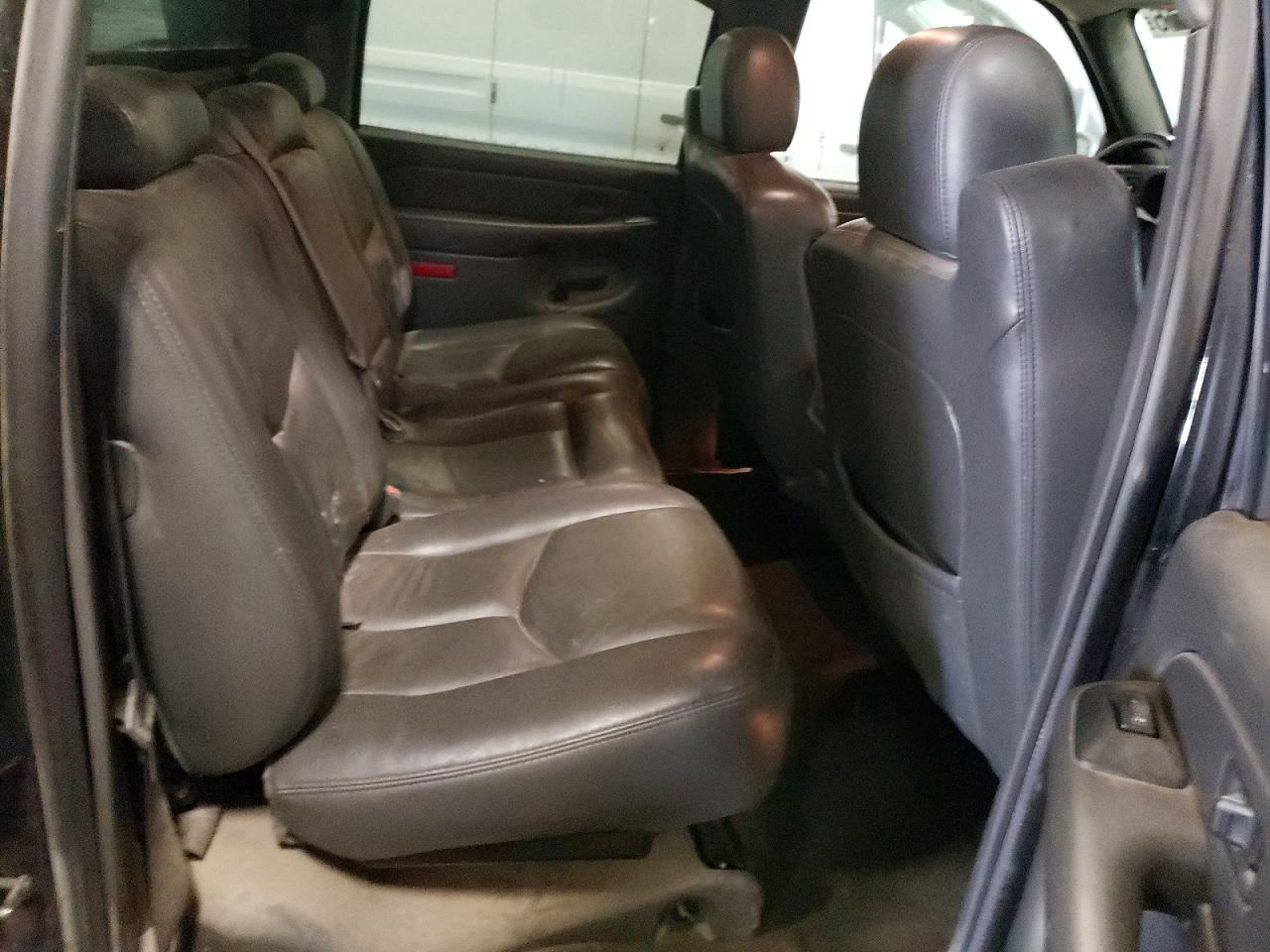 2004 CHEVROLET AVALANCHE